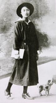 日本初中女生校服水手服冬装,为什么女生校服是水手服