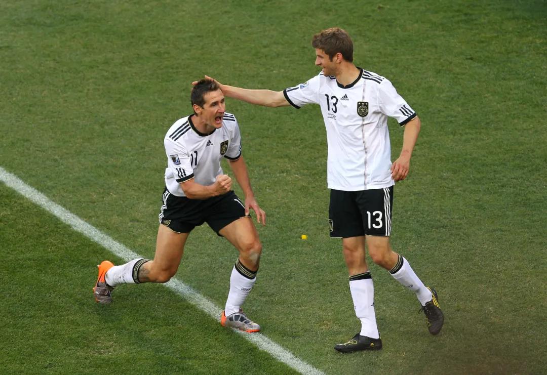 德英大战首发,德英大战