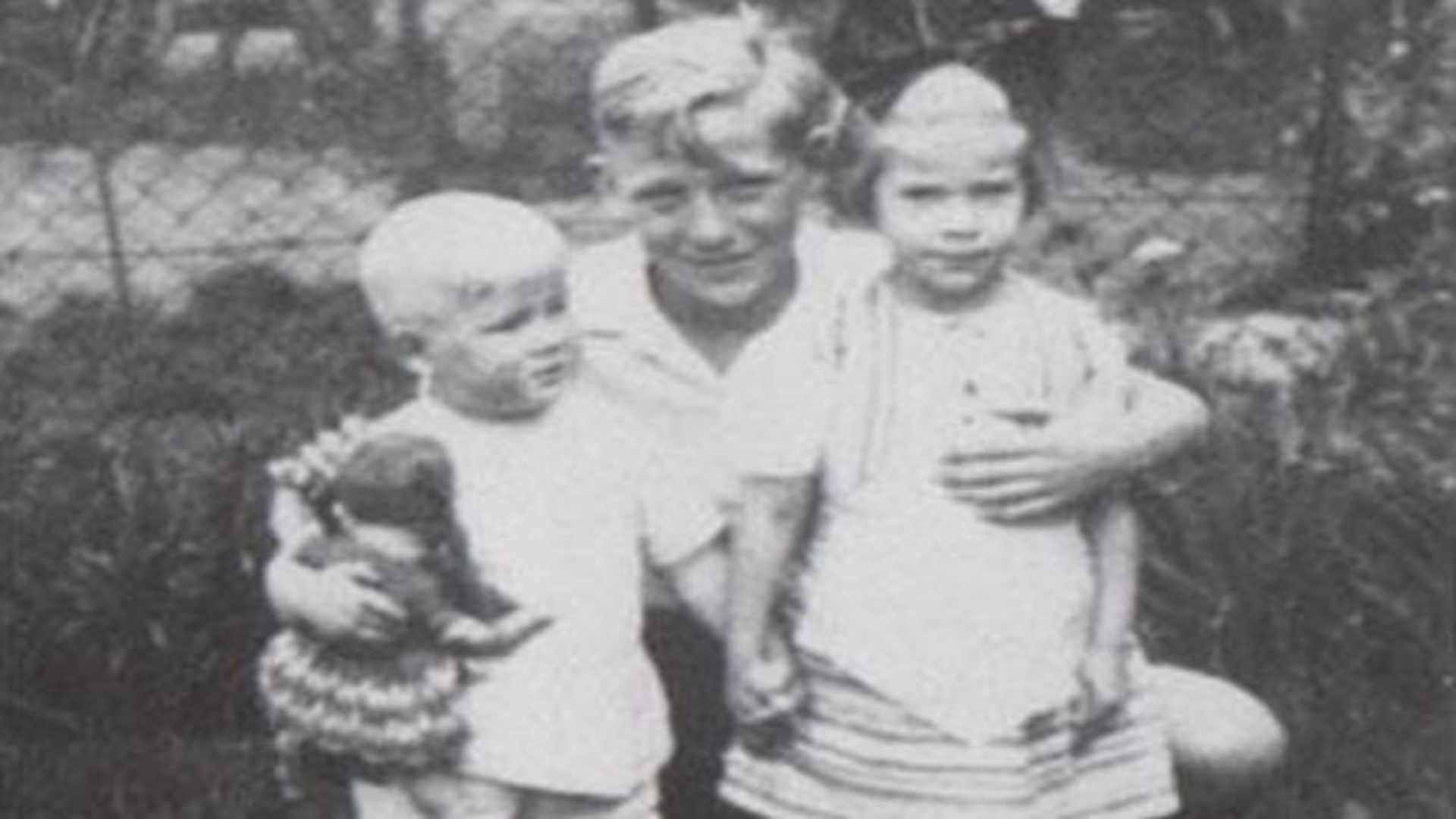 从普通纳粹伞兵，变成球场上的传奇门将，特劳特曼的别样人生