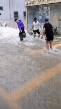 足球战术是什么意思,足球场上最实用的战术包括