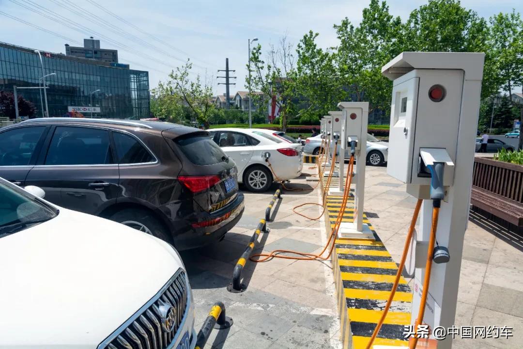 网约车租赁公司的生存战