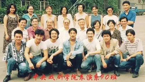 演还珠格格香妃刘丹还活着吗,当年还珠里的香妃刘丹