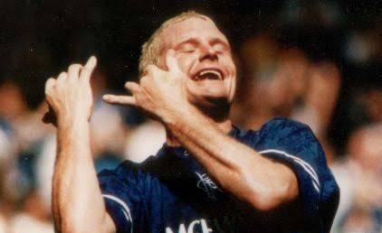 足坛各种奇葩事件,足坛奇葩故事仰卧撑