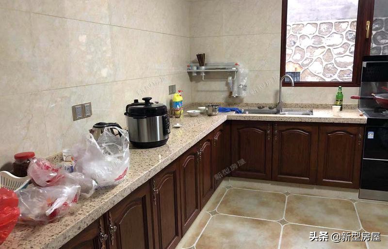 农村自建房水磨石好还是贴瓷砖好,自建房是水磨石好还是贴瓷砖好