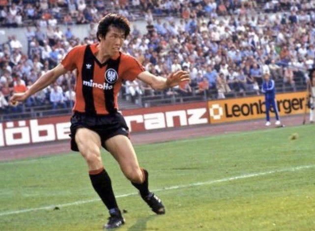 韩国足球员孙兴慜一条龙,安贞焕对孙兴慜的评价