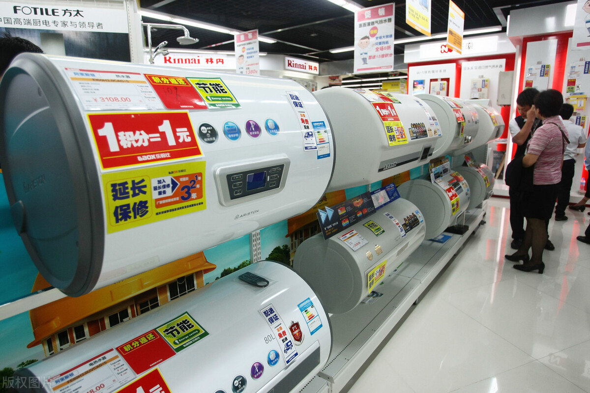 电热水器更好还是天然气热水器好,电热水器好还是燃气热水器实用