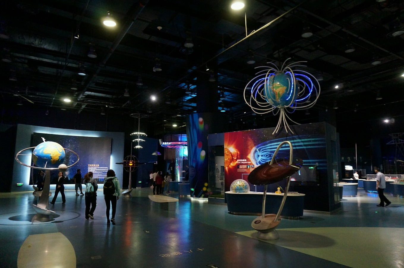 北京鸟巢值得一去吗,北京鸟巢旅游全景