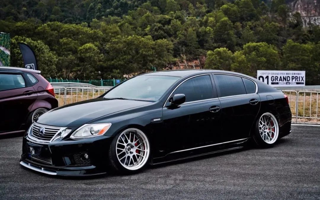 整备好的老款奔驰值得买吗,2手奔驰哪款车最值得入手