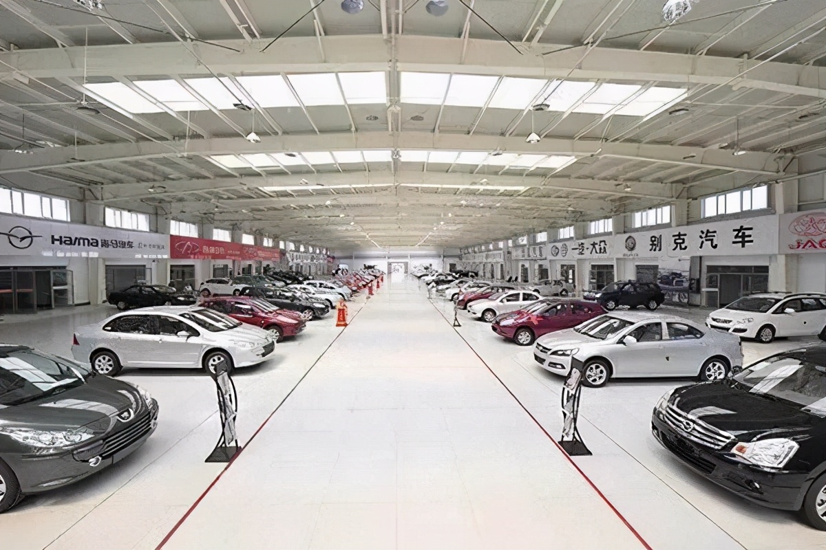 在汽车超市购车会有什么坑,汽车超市能买车吗