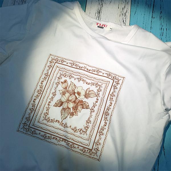 我只用了五分钟就在线定制了一件喜欢的T恤