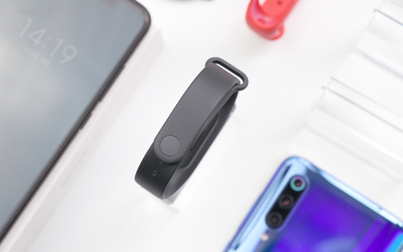 小米手环3的强劲对手，黑加手环彩屏+NFC，给我视觉享受