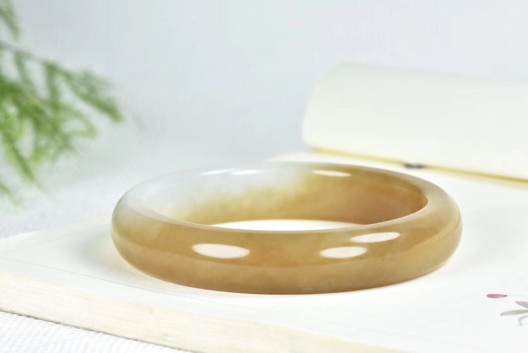 羊脂玉的鉴别有什么方法,如何鉴别羊脂玉的优劣