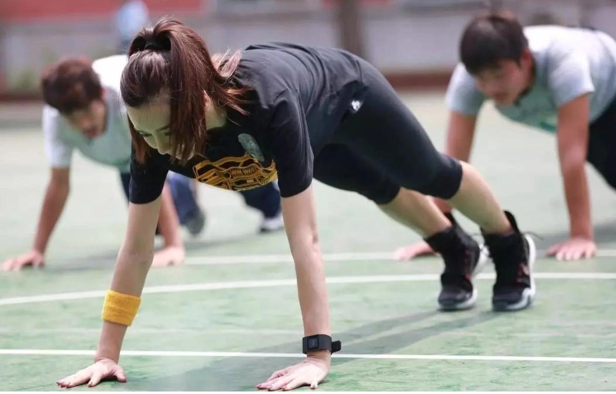 青春期孩子如何正确与异性相处,孩子在青春期对异性反感