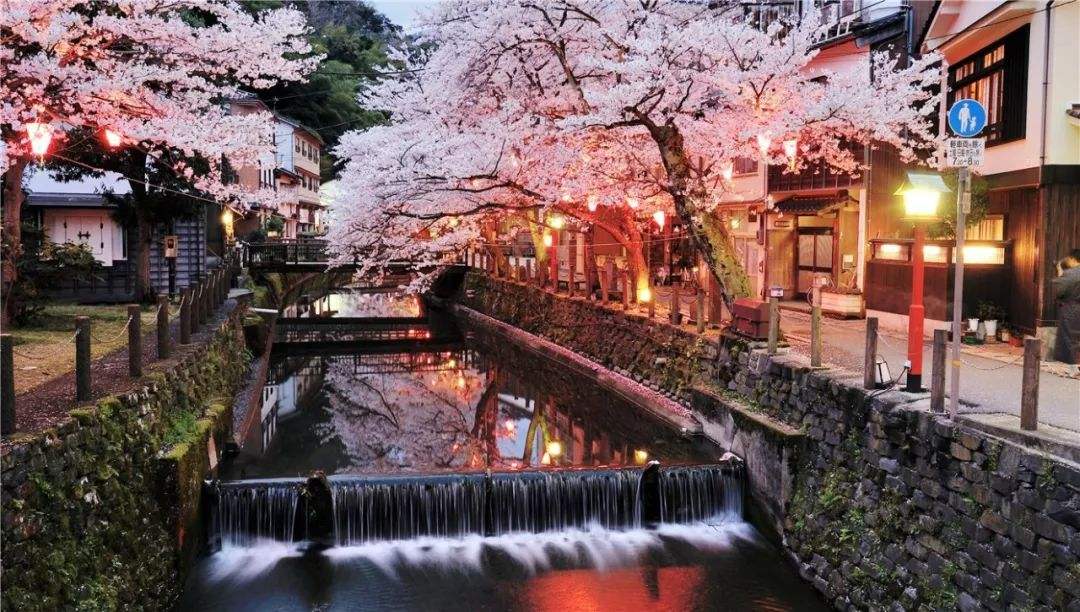 日本最具人气温泉排名,日本十大温泉推荐