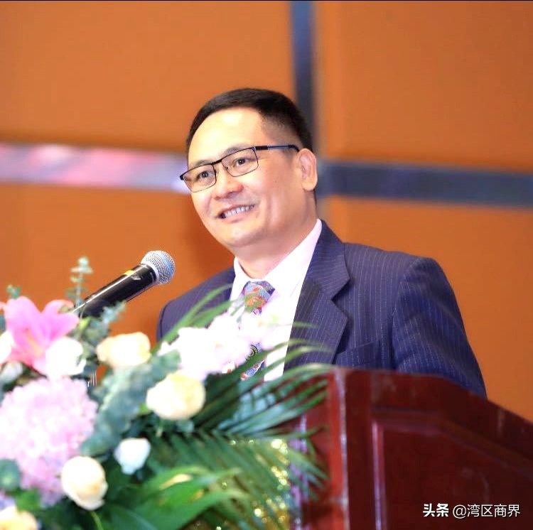 东莞人十年潜心巴马种果酿好酒：助力当地脱贫致富助力国人健康