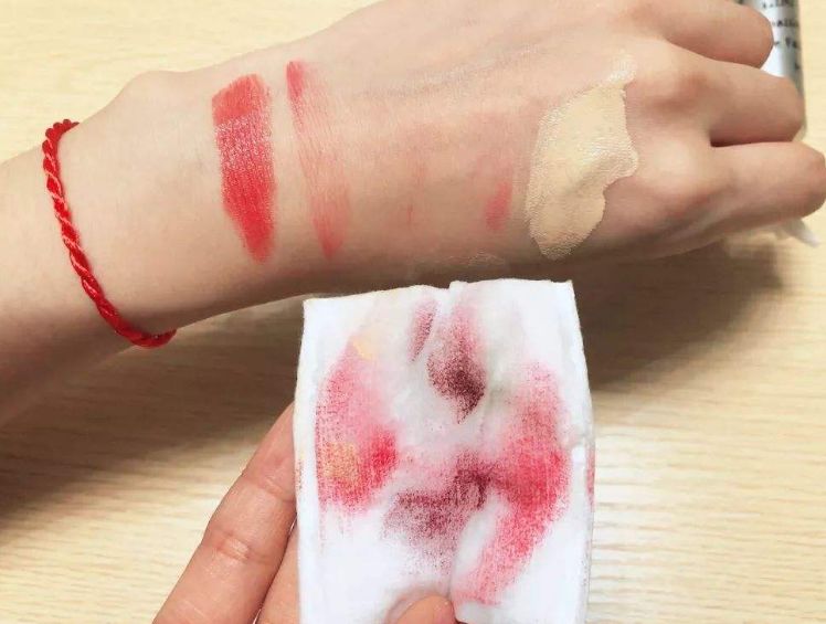 用卸妆水爆痘了,用卸妆水烂脸怎么办