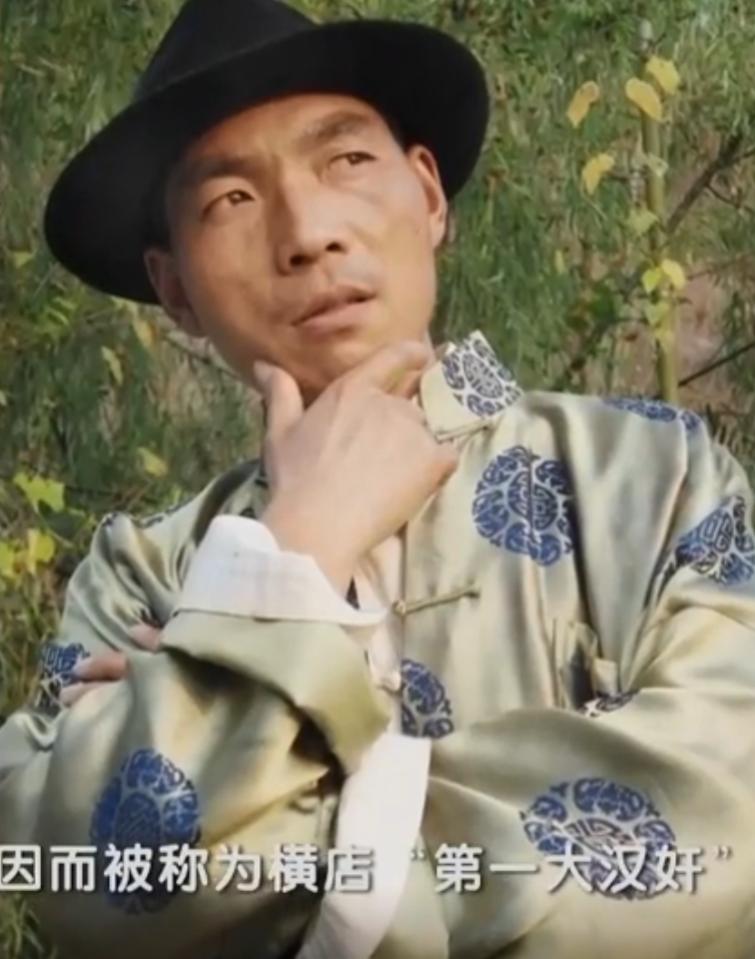 横店群演拜王宝强和赵丽颖,横店群演以王宝强激励自己