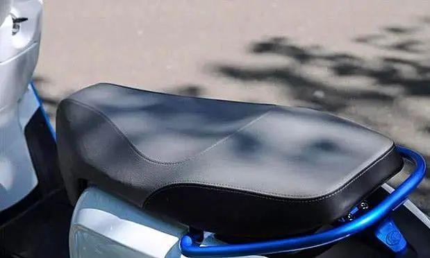 光阳新款踏板谍照,光阳纯电动adv踏板