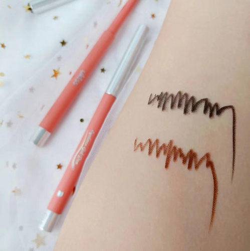 眼线画对眼睛有伤害吗,画眼线显得对眼