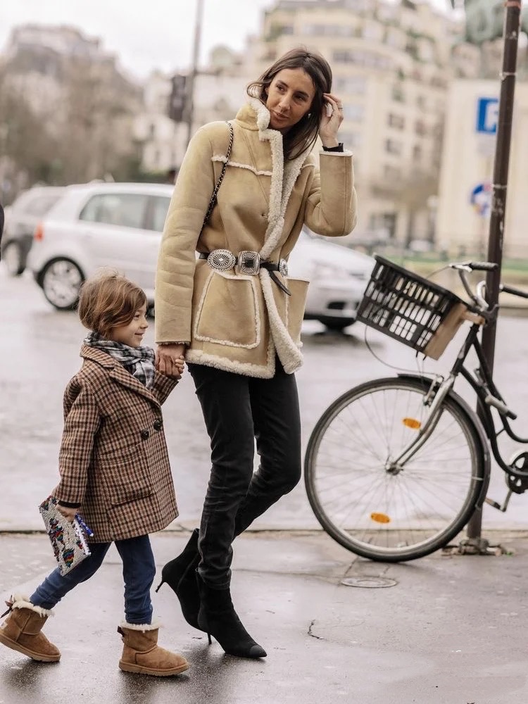 皮毛一体外套浮毛掉毛处理方法,皮毛一体掉毛怎么处理视频教程