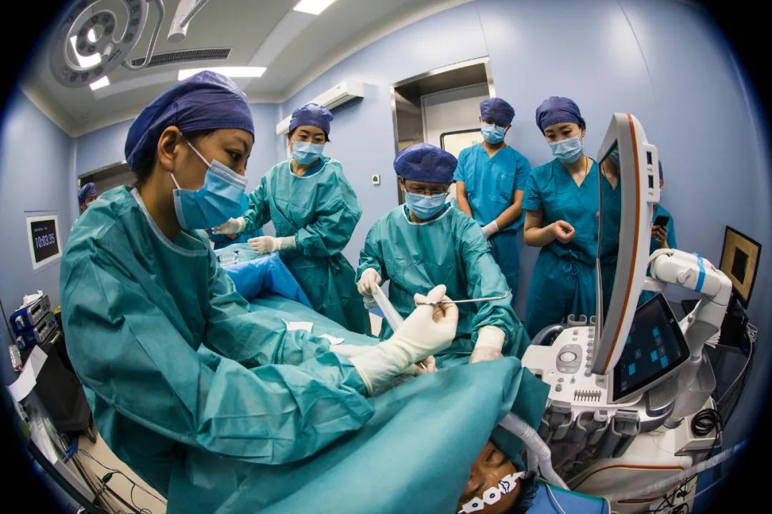 针尖上的艺术——周晓东和他的“超声文化”