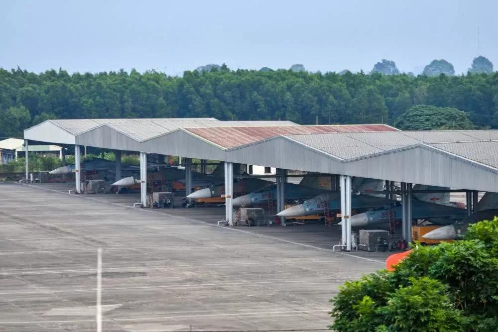 美国航母北约演练俄怎样应对,无人机对付美国航母