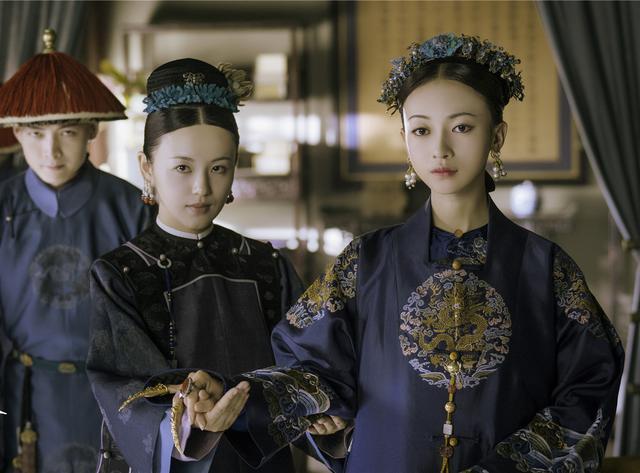 她是嘉庆帝生母,第一次被乾隆强幸时,为何乾隆激动不已?