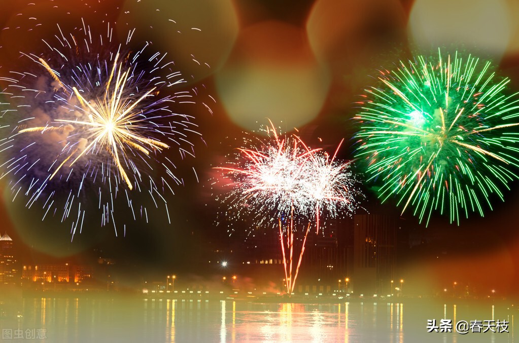 美女艳丽吸睛，帅哥爱慕生情，鼓起勇气撩“拐”，欲试一回桃花运