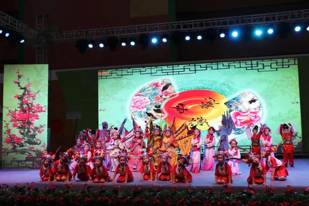 剑阁县鼓楼幼儿园庆祝中国*产党共**成立100周年暨毕业典礼文艺汇演