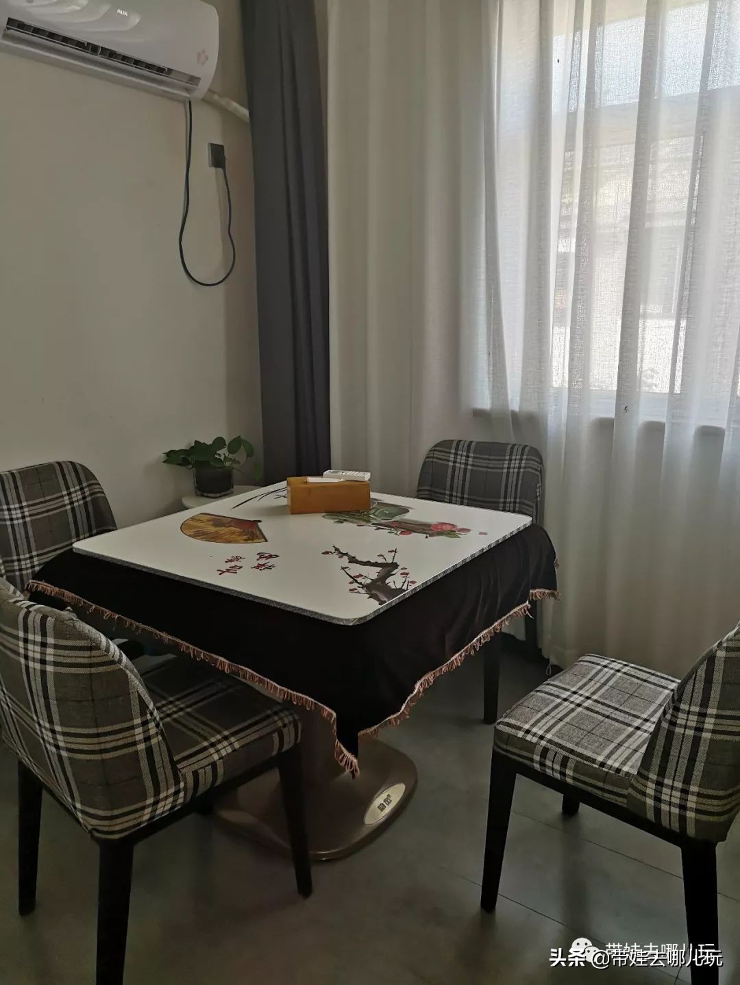 住别墅、滚草坪、躺在床上看电影，密云轻奢营地的花样玩法