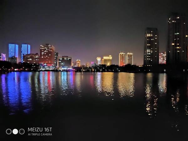 魅族16t:为娱乐而生诠释大屏美学,魅族16t正式发布对称全面屏