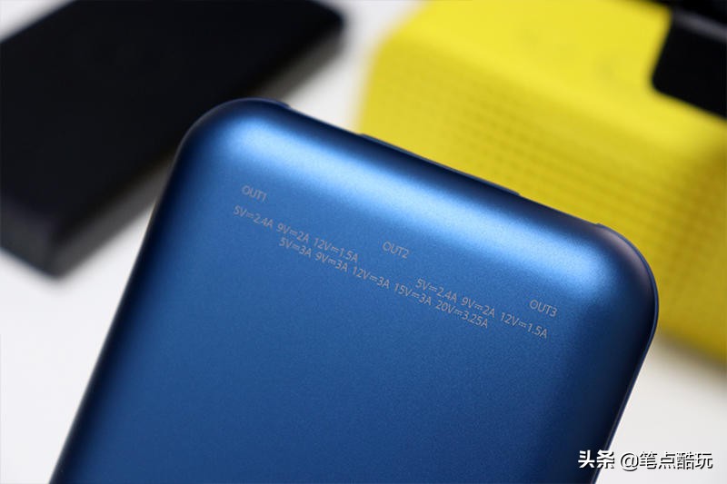 65w快充移动电源充电评测,65w快充2c与普通的区别