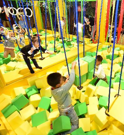 重庆佛罗伦萨小镇公园,重庆佛罗伦萨小镇奇幻乐园