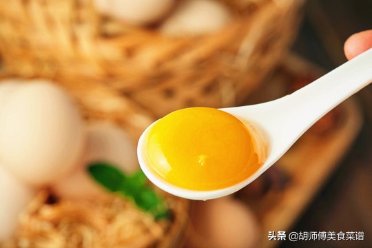 鸡蛋放在碗里怎么保存,鸡蛋放地上怎么保存比较好