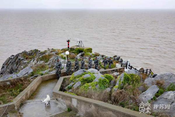 少先队员开山岛上重走英雄路,开山岛致敬边防英雄完整视频