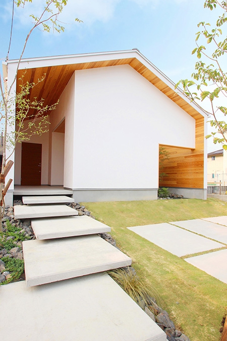 屋顶花园露台观景房,灯光下的露台花园温馨又治愈