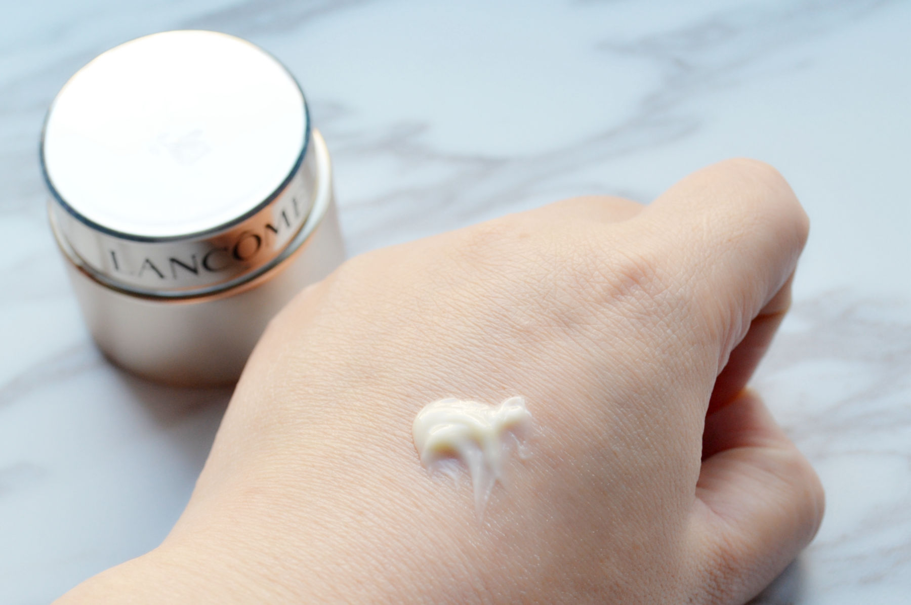 兰蔻菁纯臻颜焕亮眼霜适合年龄,兰蔻菁纯臻颜精萃乳霜怎么样