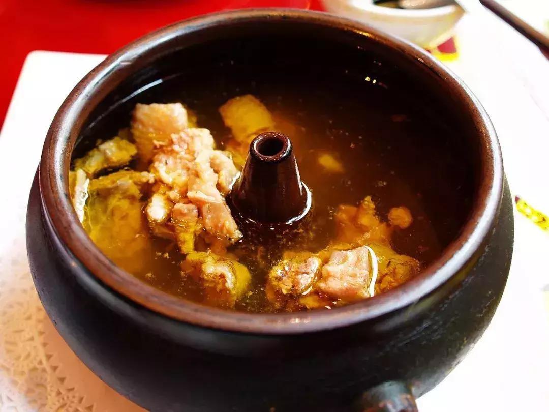 年夜饭大赏舌尖上的新年,各地年夜饭比拼吃什么才算有年味