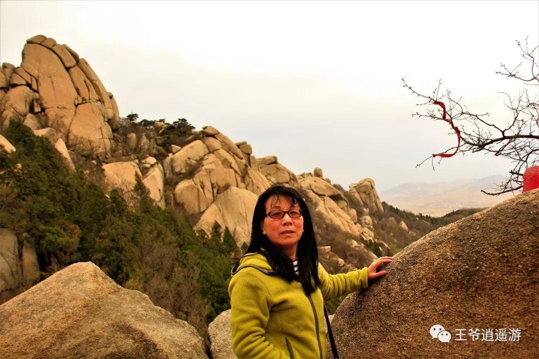 邹城峄山石头怎么形成的,峄山的石头是怎么形成