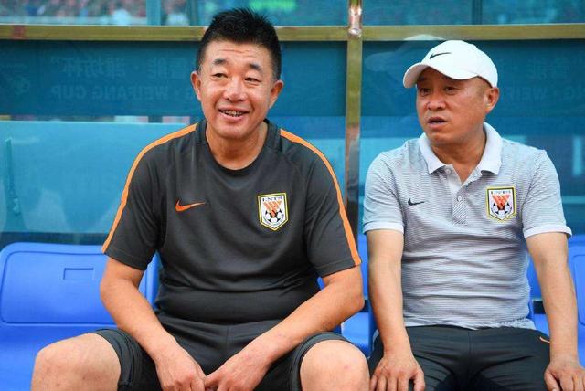 泰山队成就了王大雷,山东鲁能泰山队第一任队长