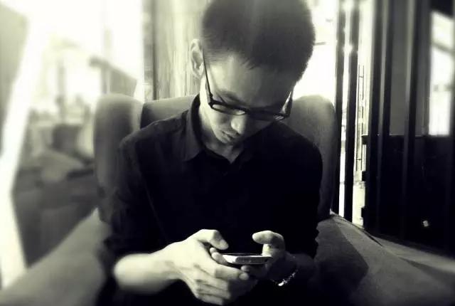 女生玩陌陌探探正常吗,陌陌和探探哪个靠谱