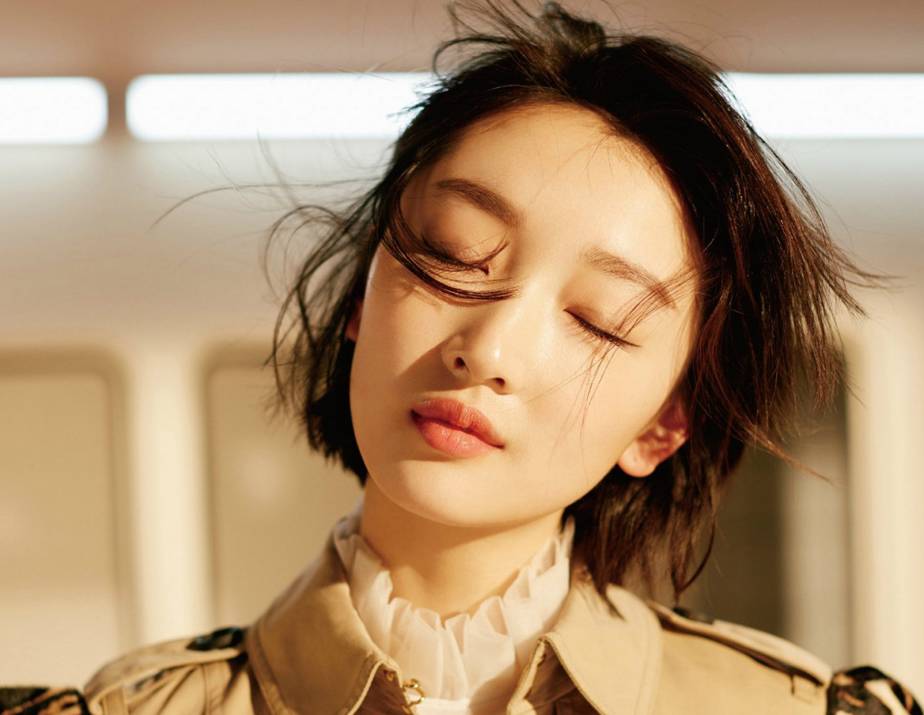 周冬雨出道前家庭条件,周冬雨成名之作电影