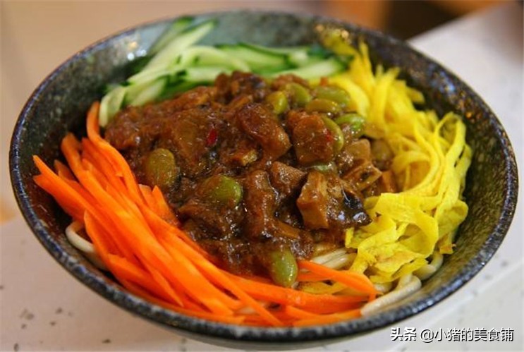 为什么自己做出来的炸酱面有点酸,这才是正宗做炸酱面的正确方法