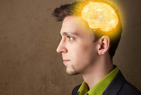 大脑失去一半会怎样,人类没有了大脑还能活吗