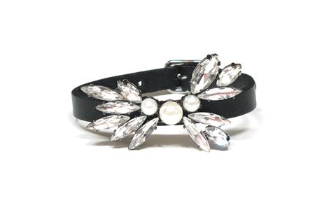 韩国百搭小黑裙的短款,韩国饰品品牌排行榜