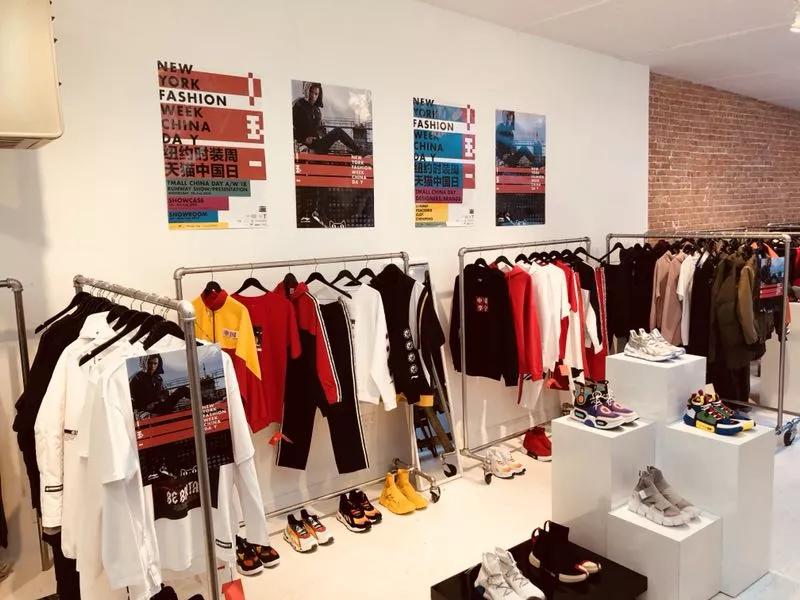 supreme联名日系闪电潮牌,潮牌supreme哪些是真的