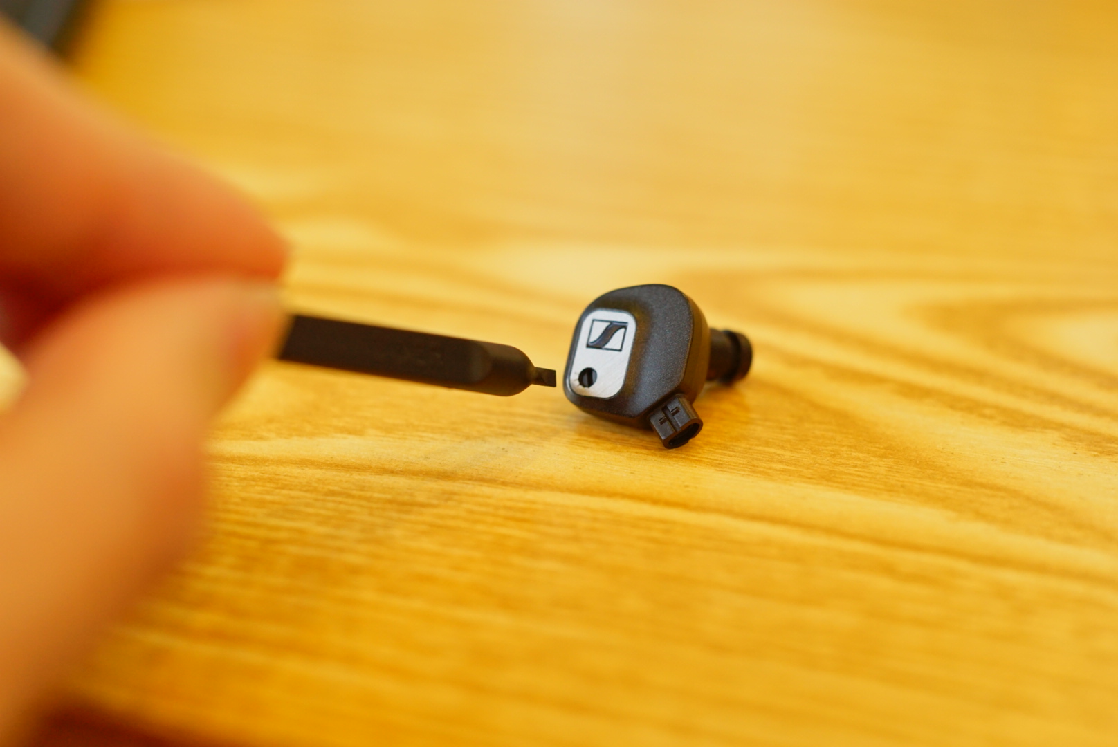 森海塞尔ie80s耳机开箱评测,森海塞尔ie80s用什么耳塞好