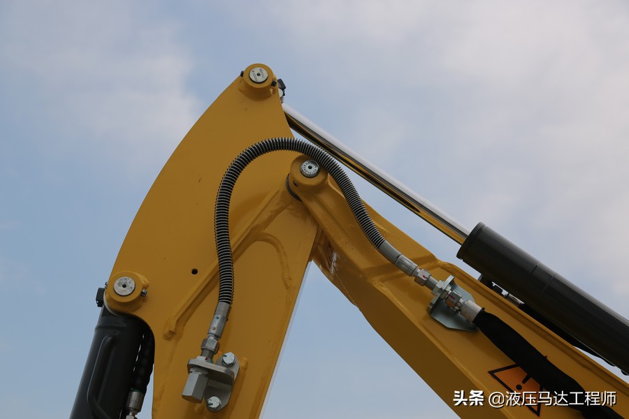 微挖什么液压泵好用,微挖一般用什么样的液压泵