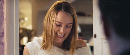 在家也穿这么精致吗,在家也穿西装打领带