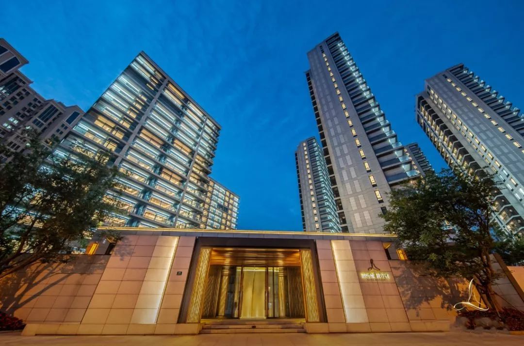 别再见女的就喊美女,见房子就称豪宅,盘一盘上海真正豪宅产品系